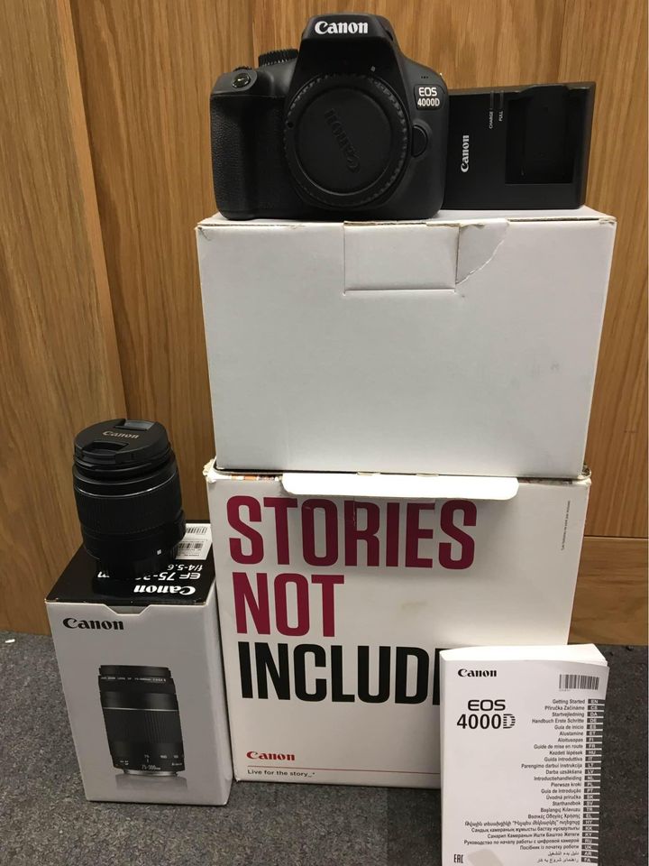 Canon EOS4000D