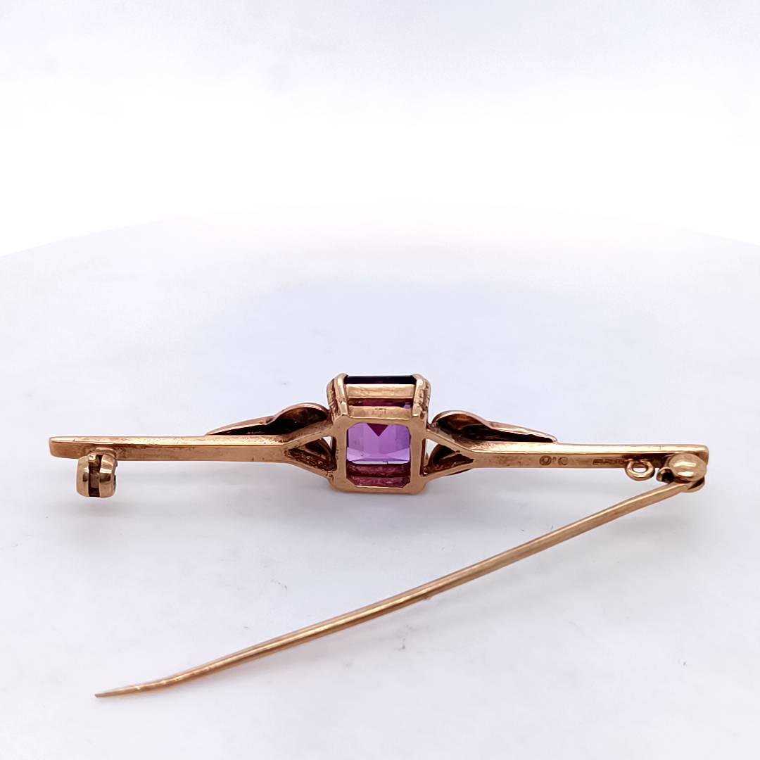 Vintage 9k Rose Gold Brooch with Purple Stone