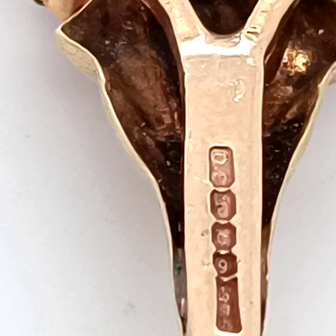 Vintage 9k Gold Brooch with Red Stone