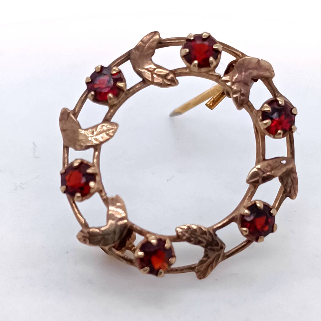Vintage 9k Gold and Garnets Wreath Brooch