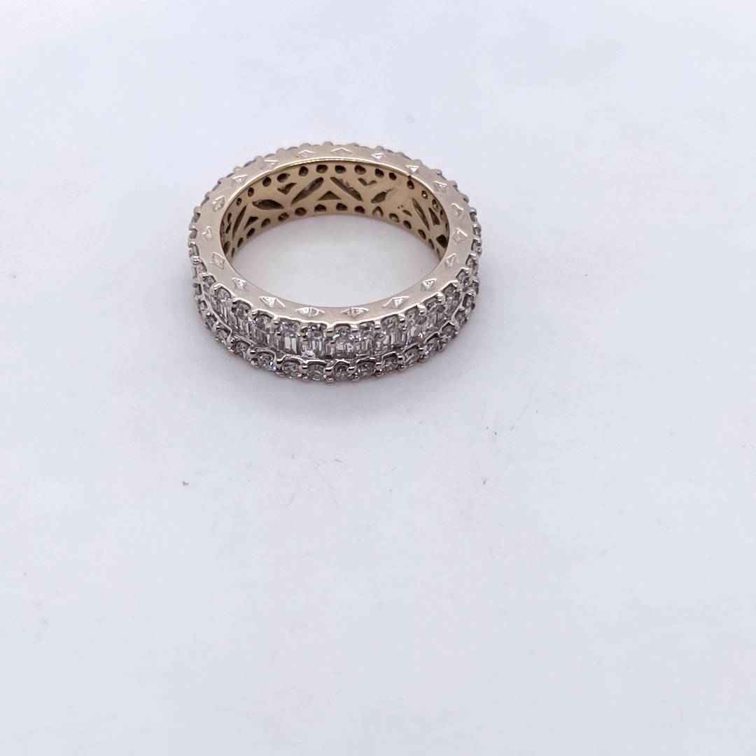Diamond & White Gold Eternity Ring , 2.65 carat