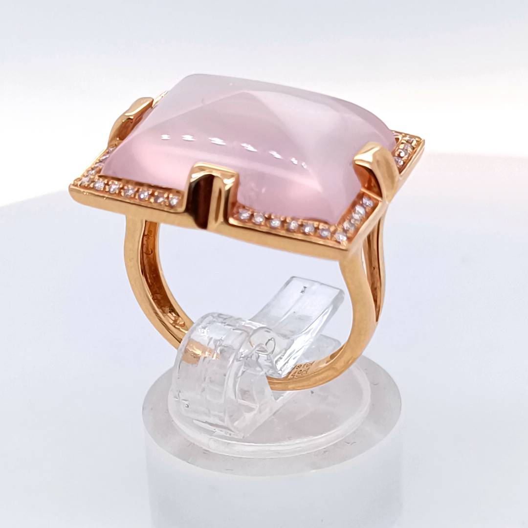Rose Quartz, Diamonds, 18k Rose Gold Ring