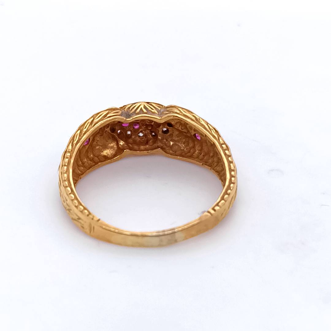 22k Gold Vintage Ring with Pink Stones & Zirconias