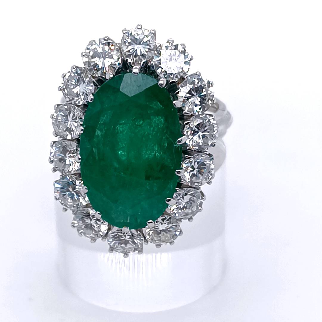 Emerald & Diamond Ring , 18 k White Gold