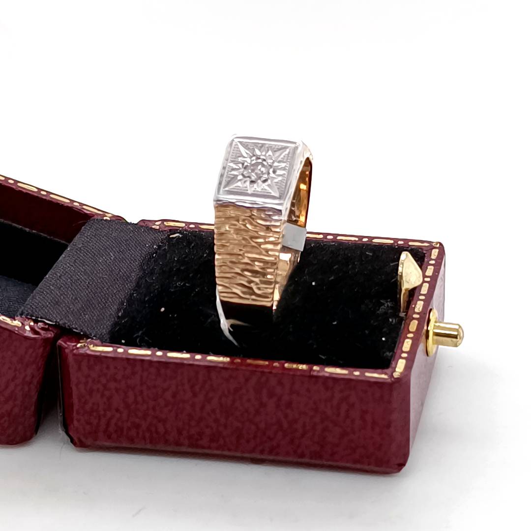 9k Gold Champagne Diamond Vintage Ring