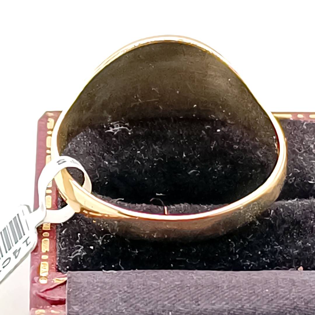 Vintage 14k Gold Ring with Oval Red Stone