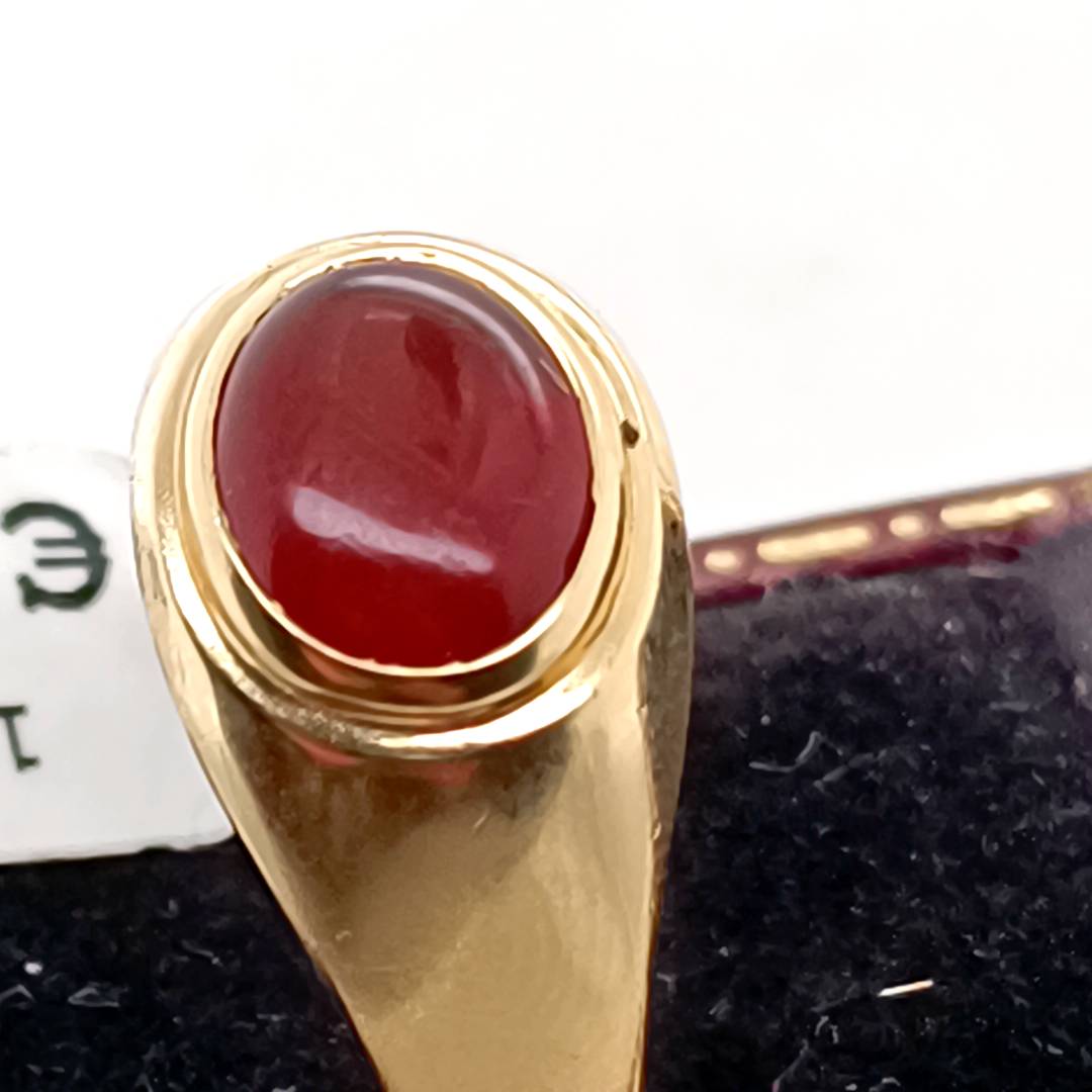 Vintage 14k Gold Ring with Oval Red Stone