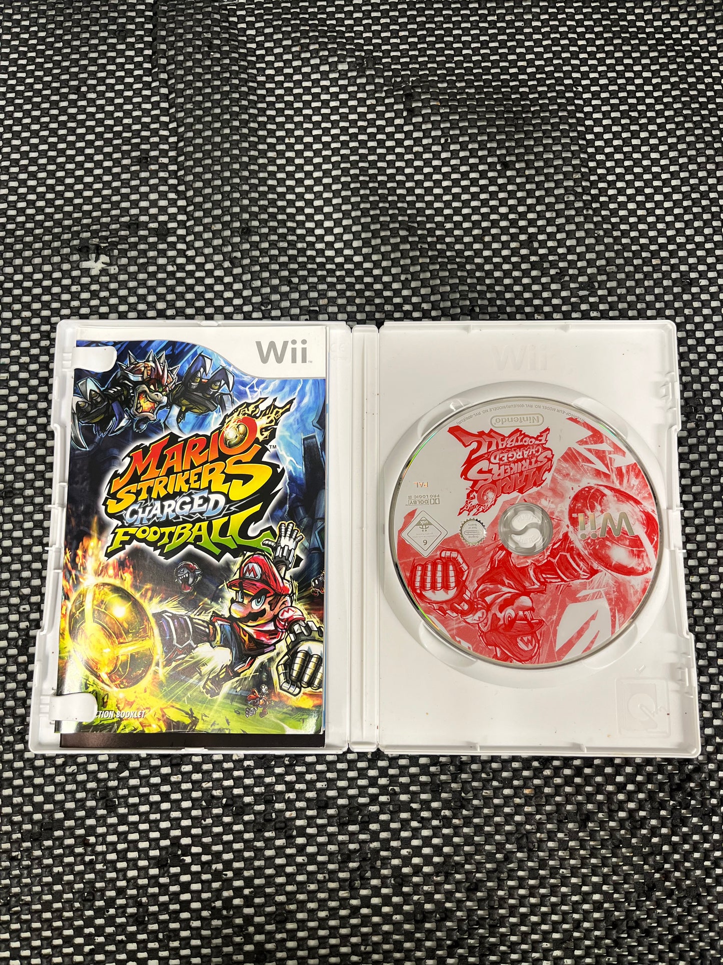Mario Strikers Charged Football WII