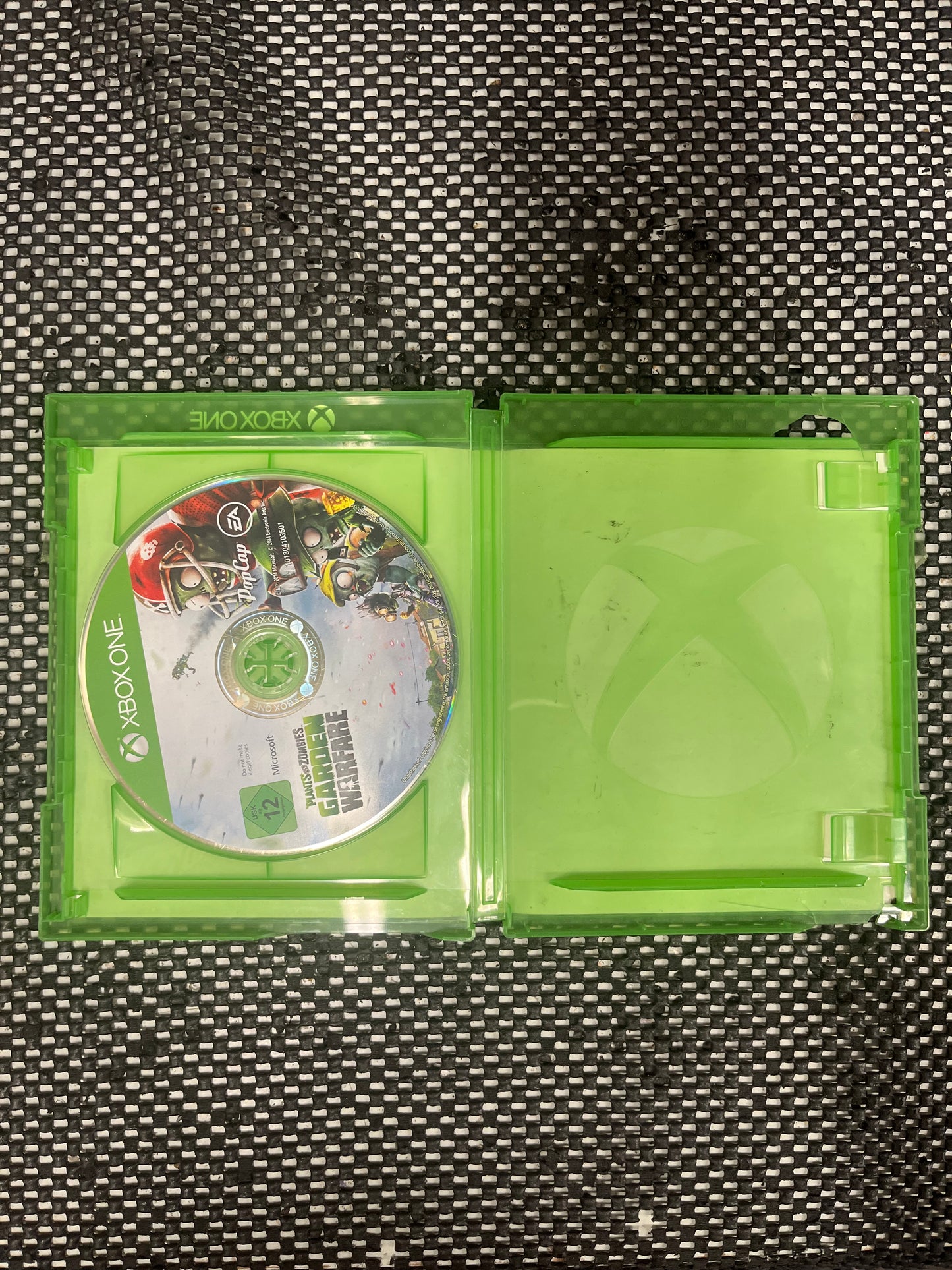 Plants vs Zombies Garden Warfare Xbox One