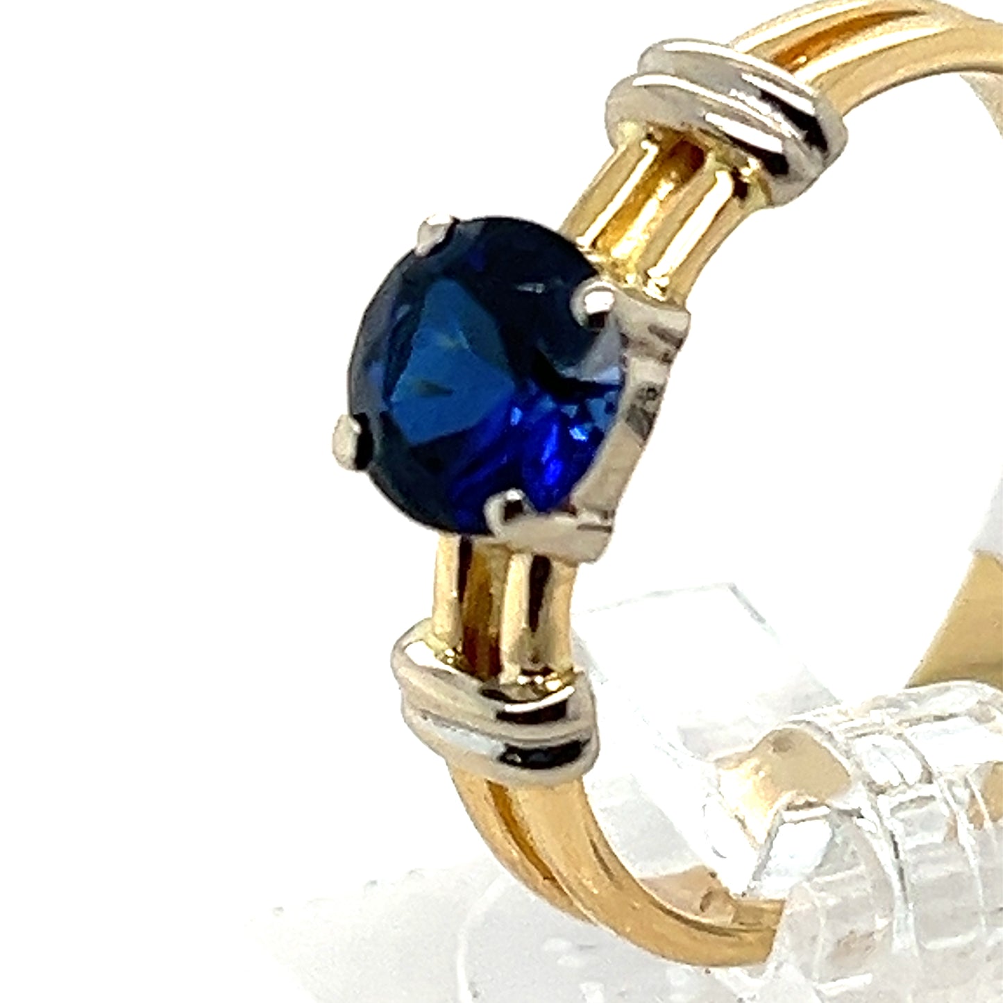 Sapphire Solitare Ring