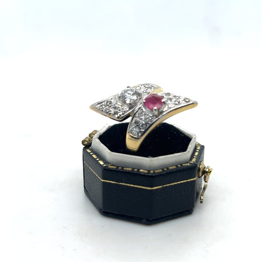 Ruby and Diamond 18k Gold Ring
