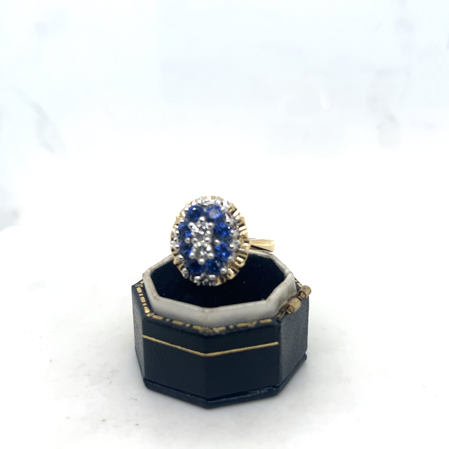 Blue Sapphire and Diamond Ring. Yellow Gold 14k