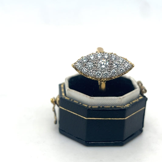 Diamond Ring , 18k Yellow Gold