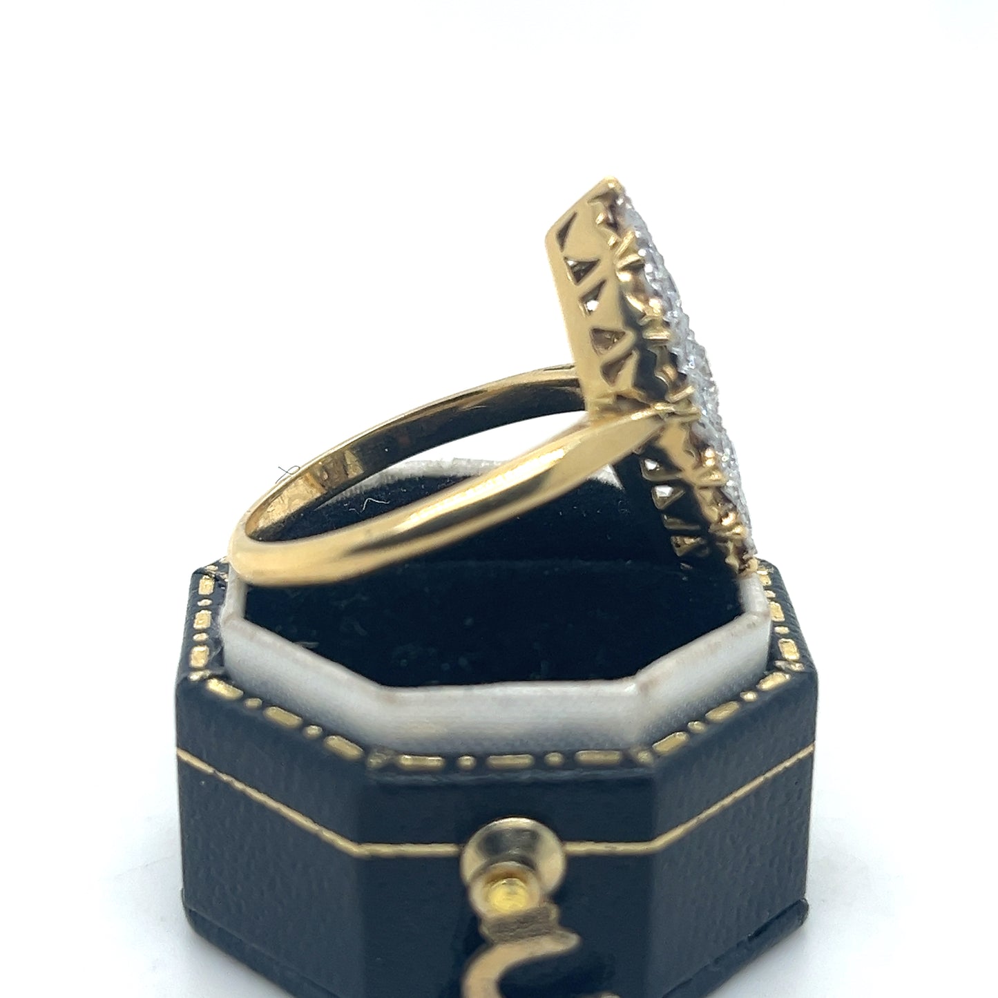 Diamond Ring , 18k Yellow Gold