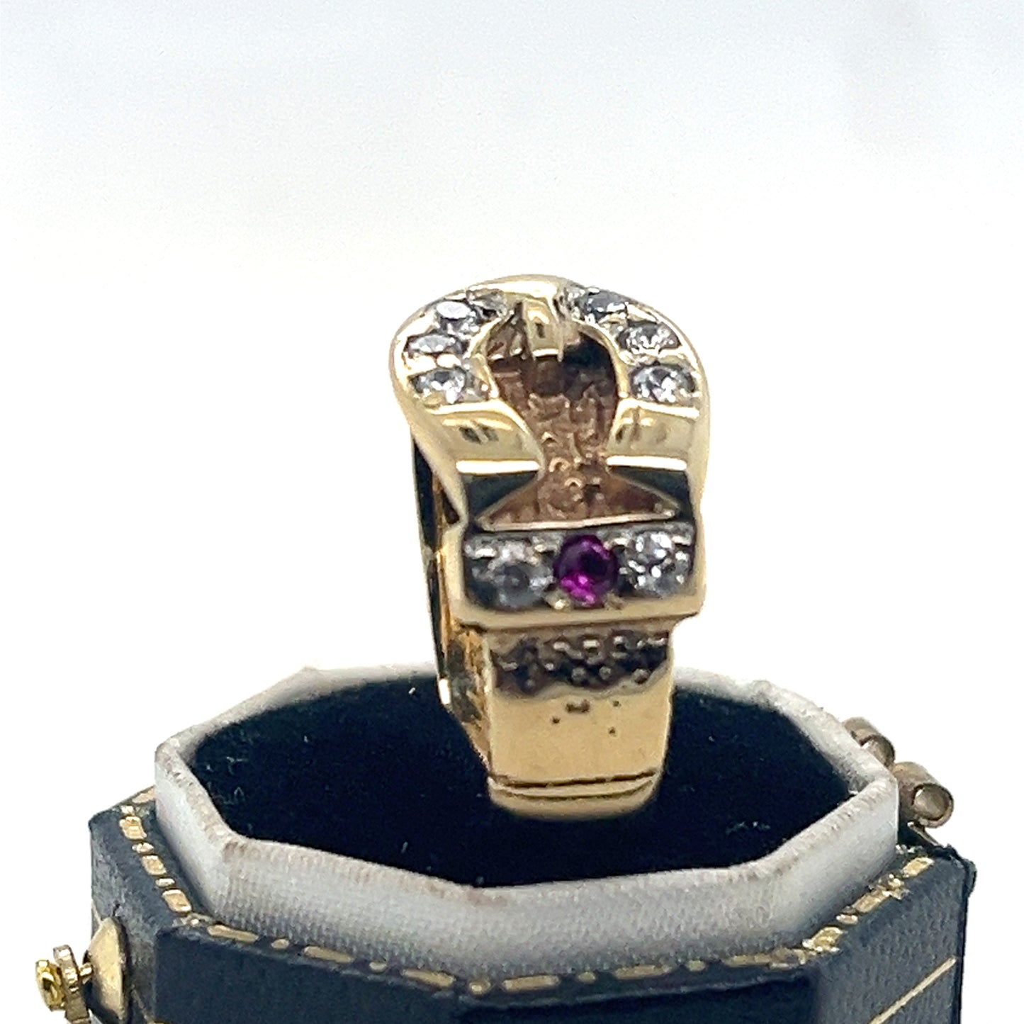 Buckle Ring . 9 k Gold