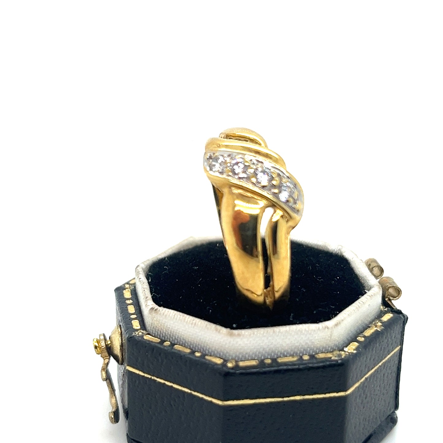 18k Yellow Gold and Diamonds Ring