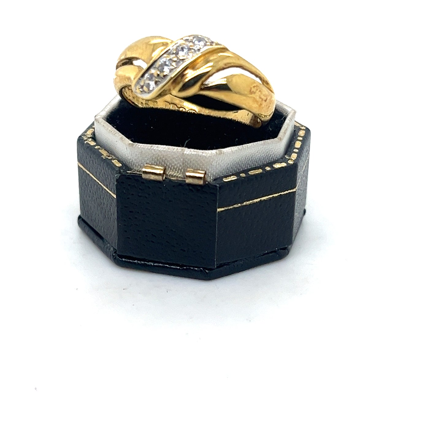 18k Yellow Gold and Diamonds Ring