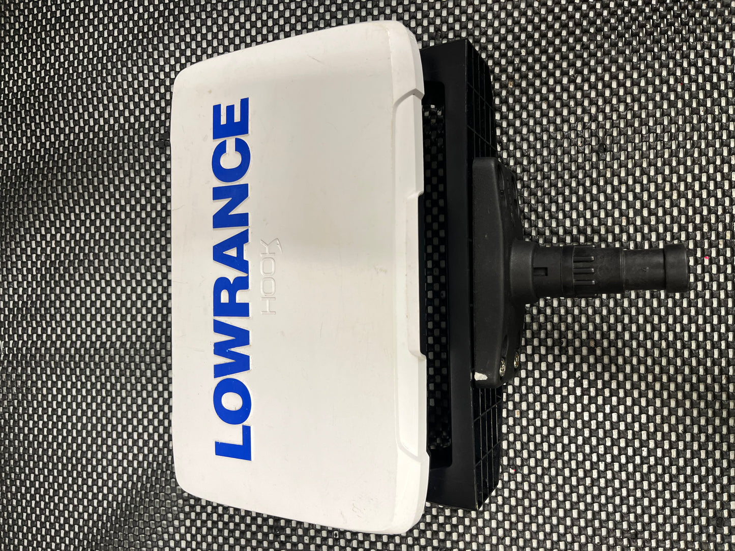 Lowrance Hook 7