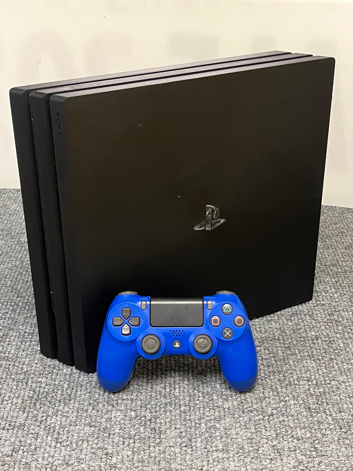 Playstation 4 Pro 1TB