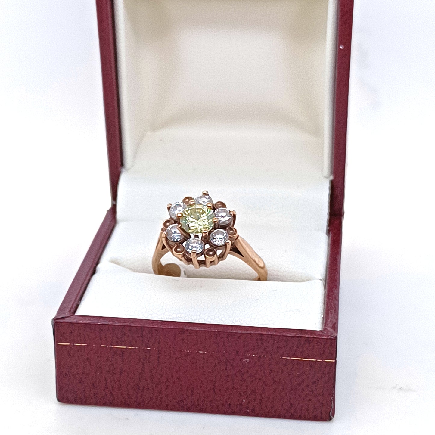 Vintage Daisy Ring, 9k Yellow Gold, Zirconias & Yellow Stone