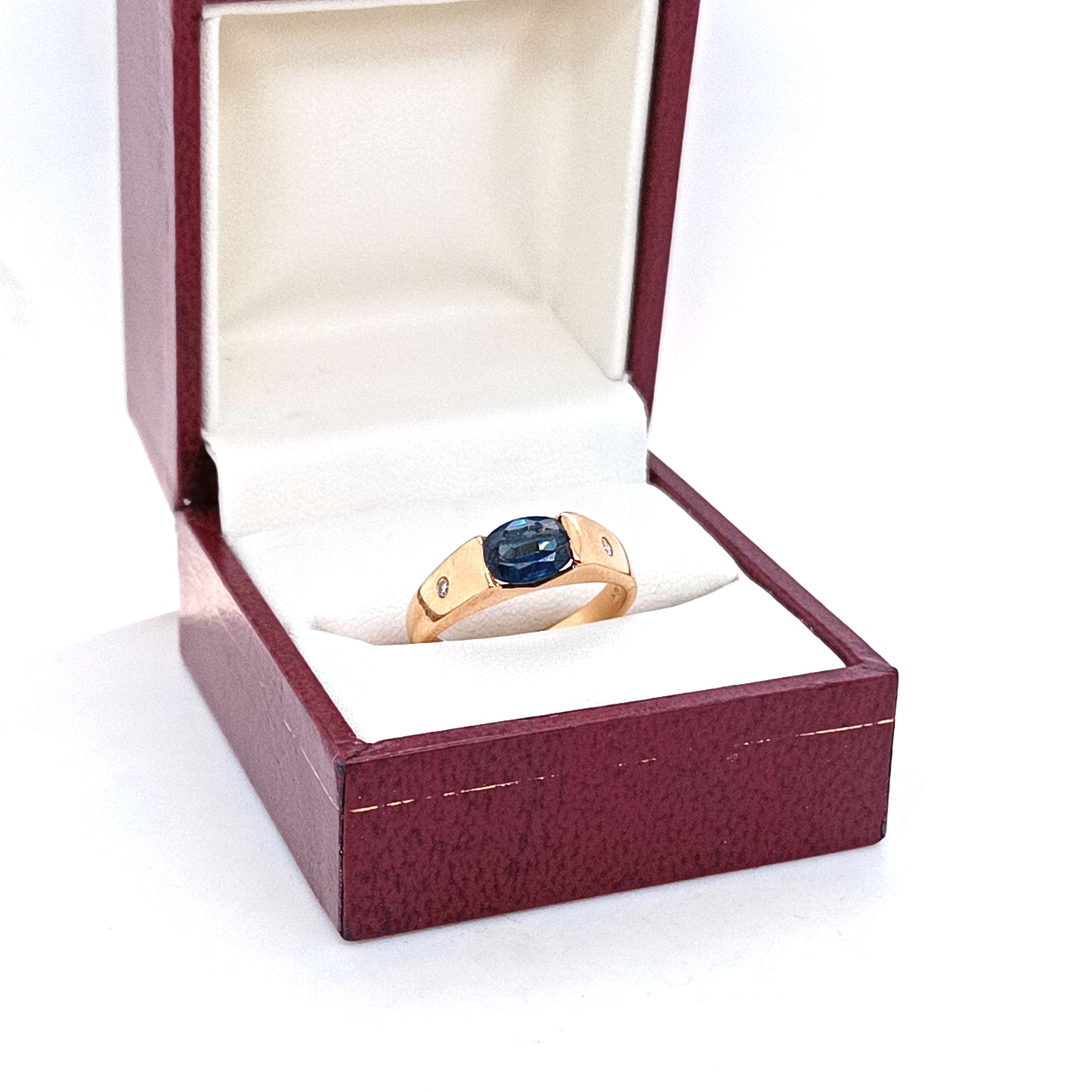 Blue Sapphire & Diamond Ring, 18k Yellow Gold