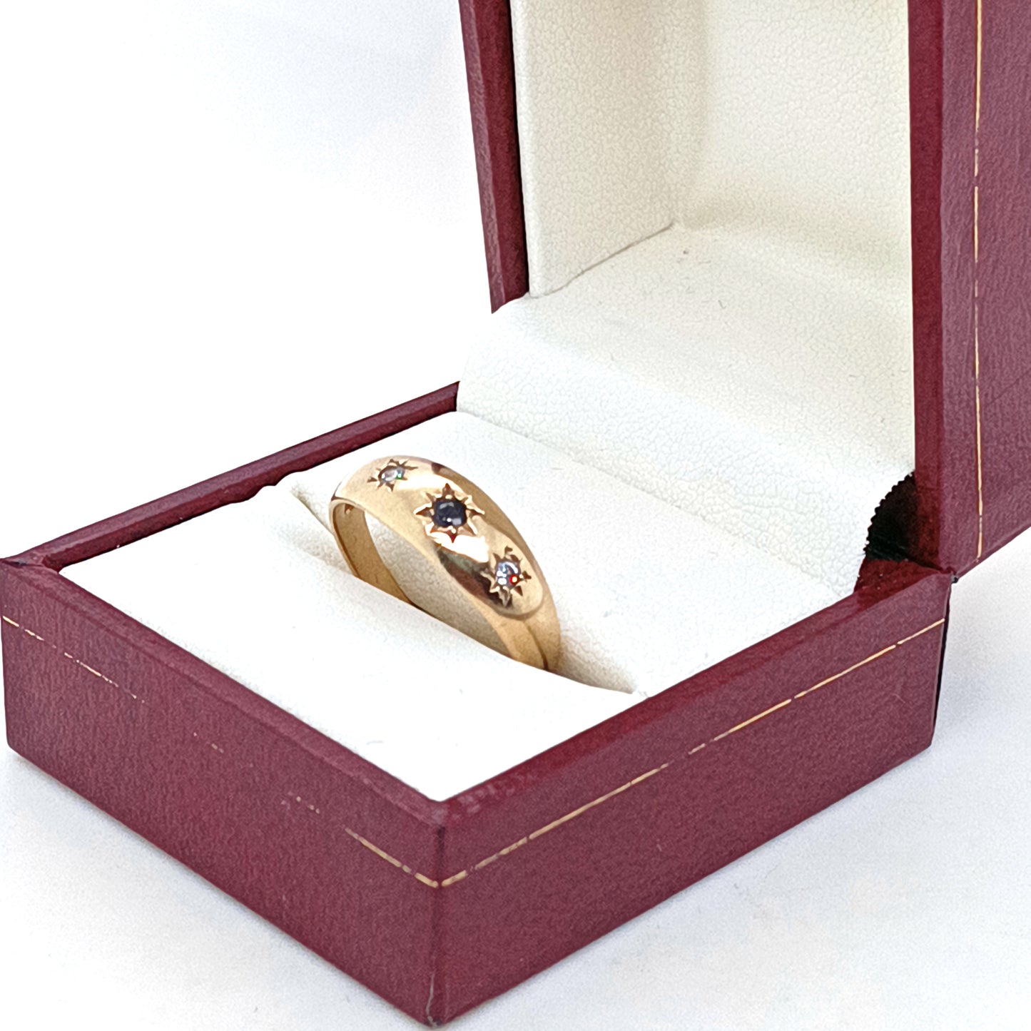 Vintage Gypsy Ring, 9k Yellow Gold & 3 Stones .