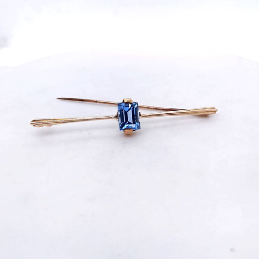 Vintage 9k Gold Brooch with Blue Stone