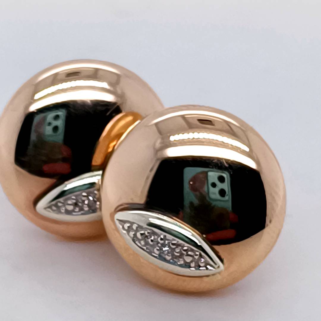 Gold & Diamond Round Vintage Stud Earrings