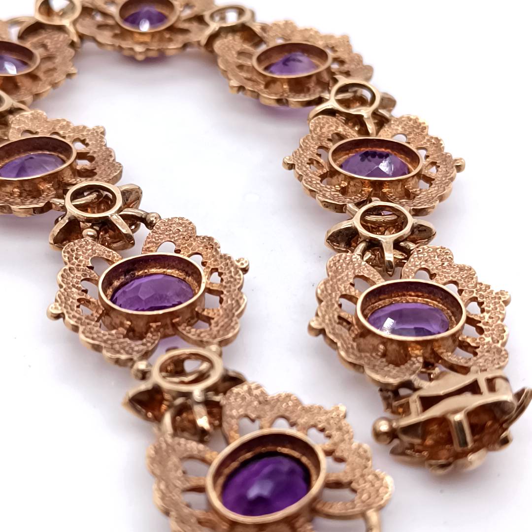 Vintage Yellow Gold & Amethyst Daisy Bracelet