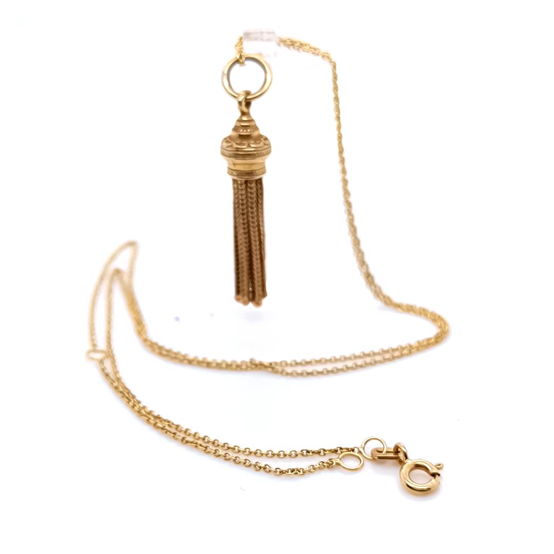 Tassel Pendant and Chain Necklace, 9k Gold