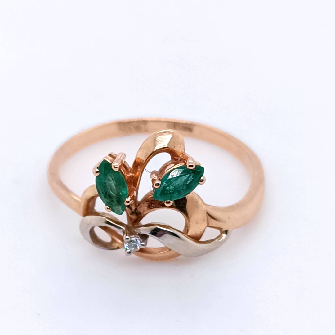 Emerald & Diamond 14k Gold Ribbon Ring