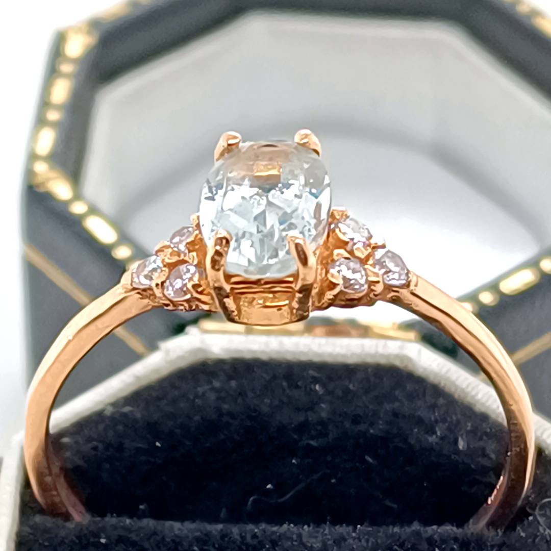 Diamond & Pale Blue Sapphire Ring , 18 k Yellow Gold