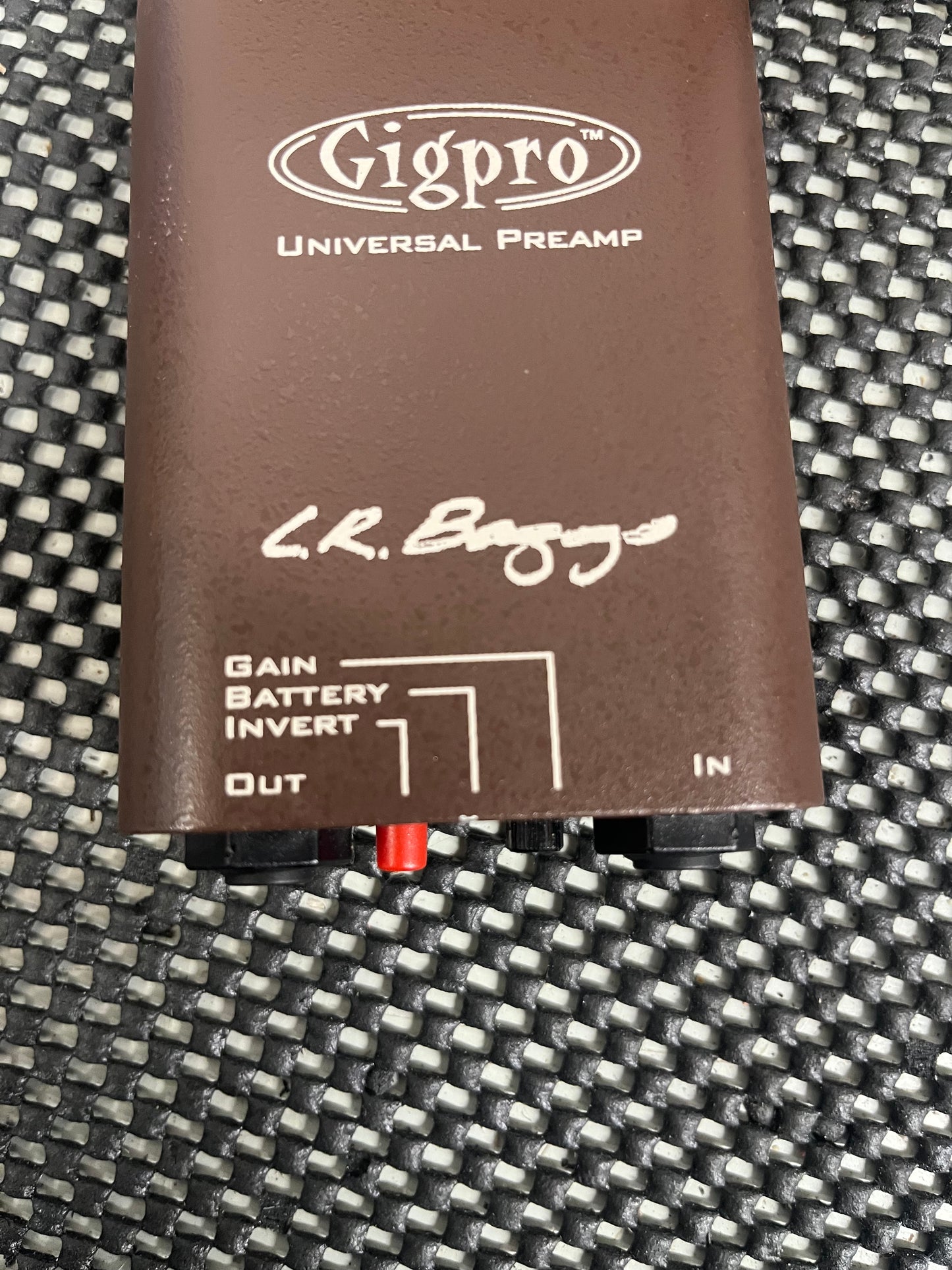 L.R. Baggs Gigpro Universal Pre-Amp