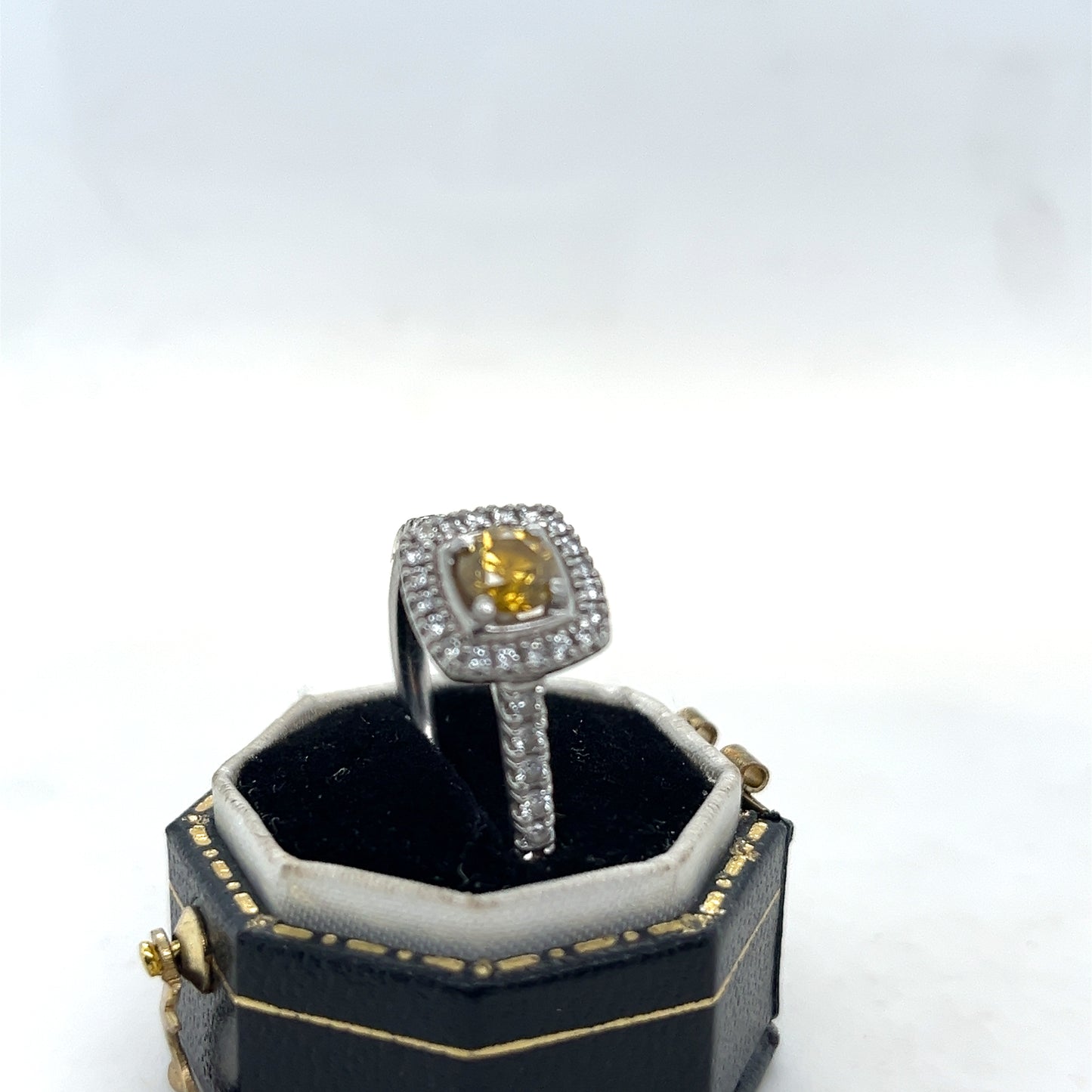 Yellow Diamond, Platinum Ring