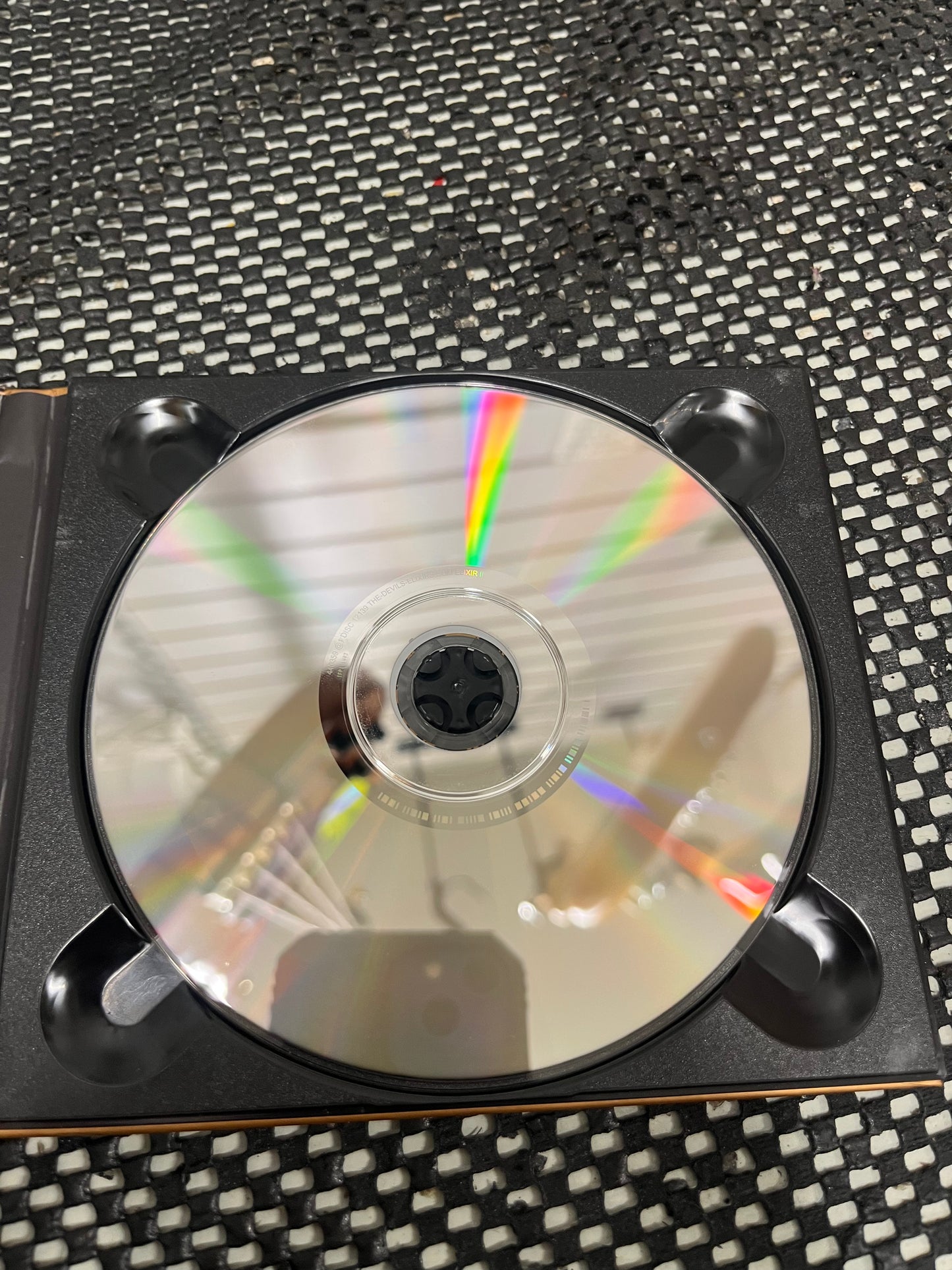 Varathron: His majesty at the swamp