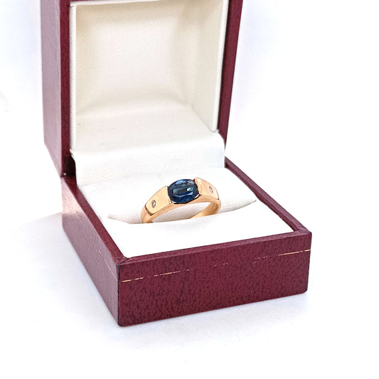 Blue Sapphire & Diamond Ring, 18k Yellow Gold