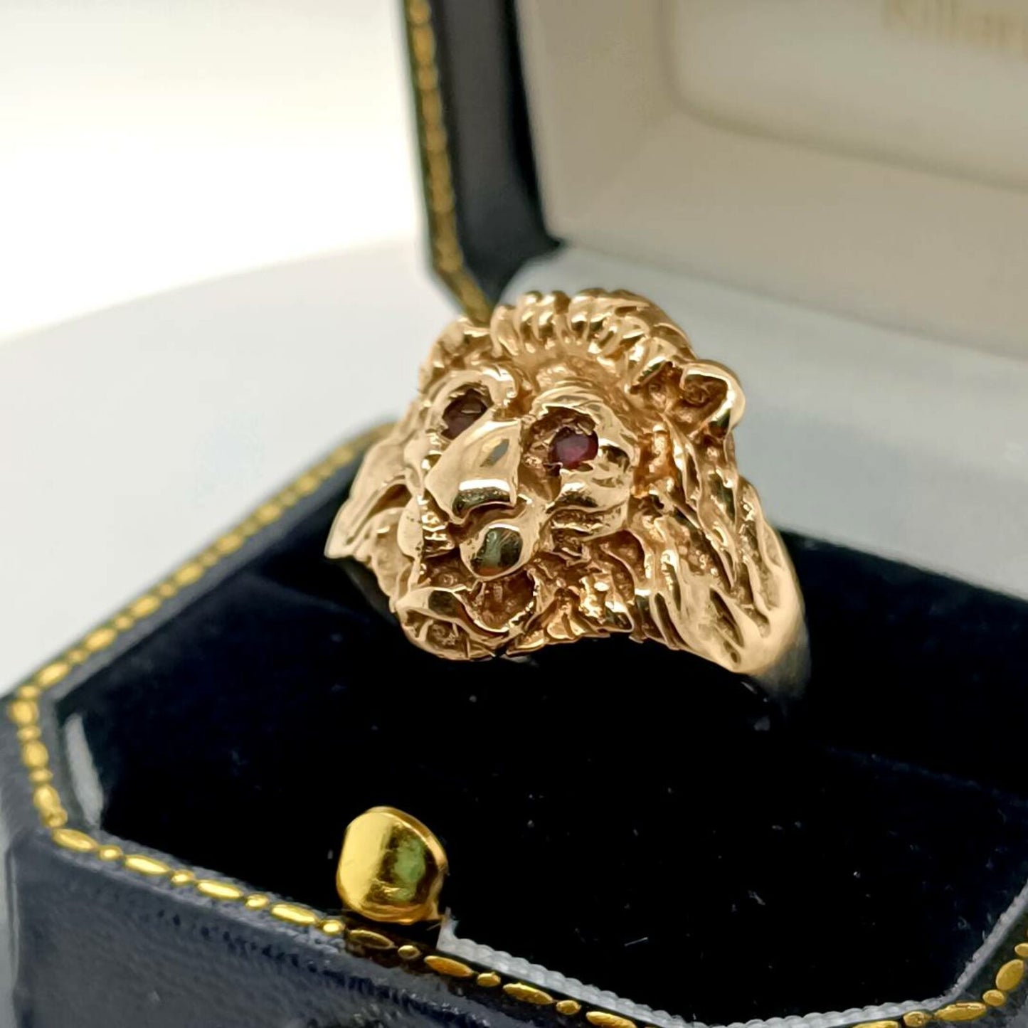 Lion's Head Ring , 9 k Gold