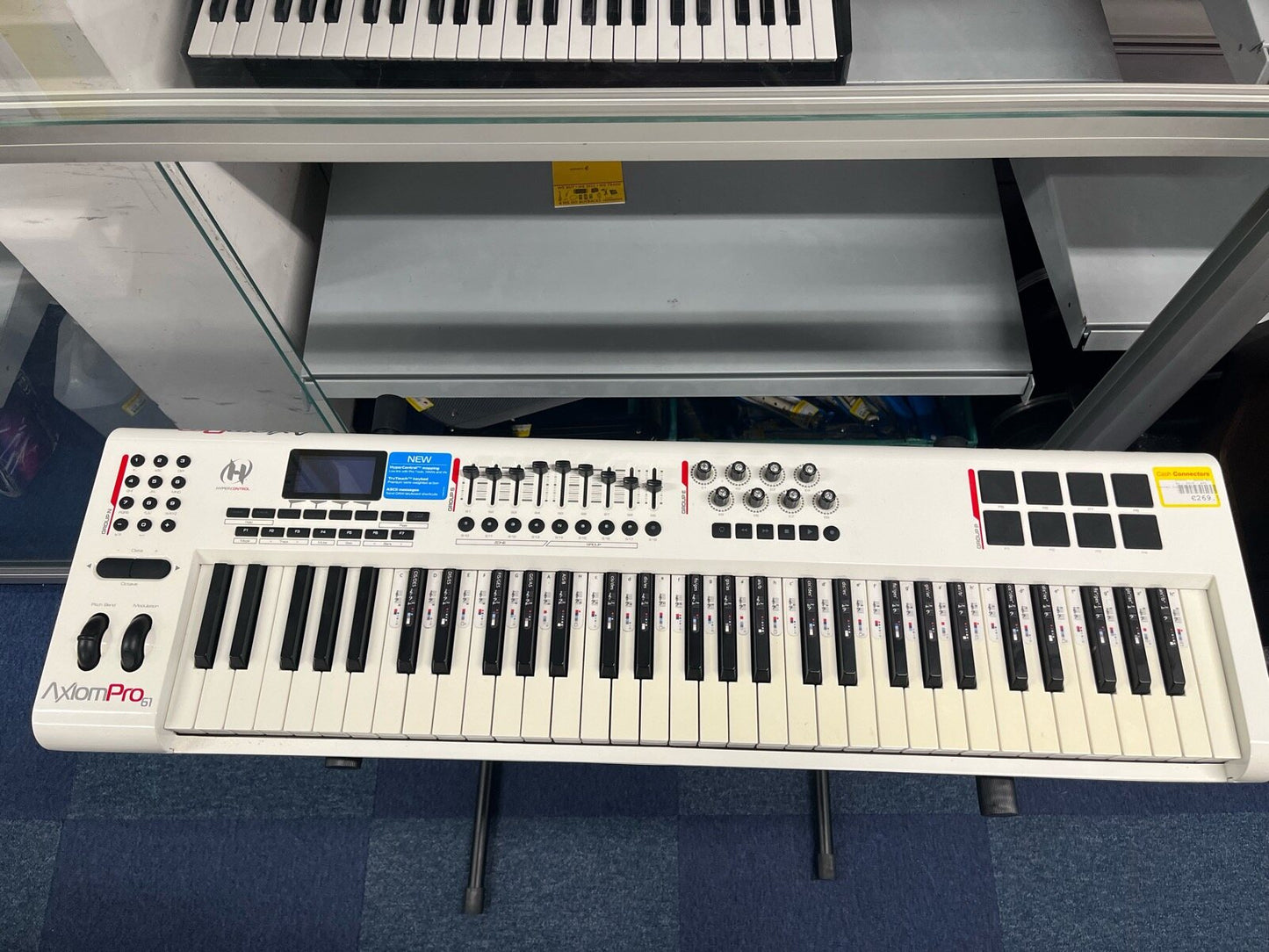 Axiom Pro 61 MIDI Controller