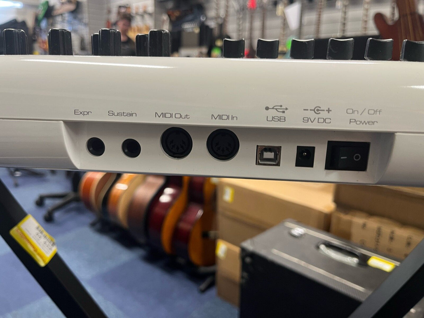 Axiom Pro 61 MIDI Controller